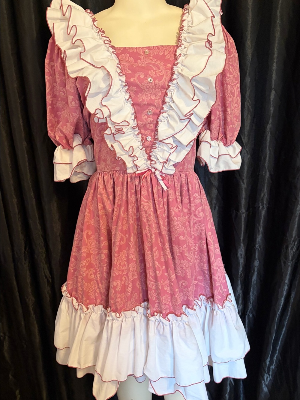 Vintage mauve pink Ruffle-Trim Square Neck Formal Dress with Puff Sleeves